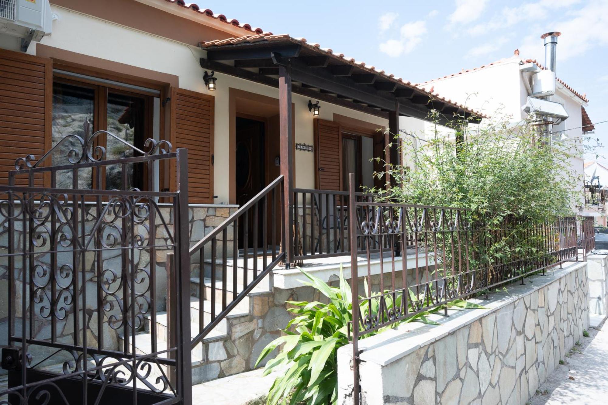 Jasmine House By Panagia Of Petra Apartment Exterior photo